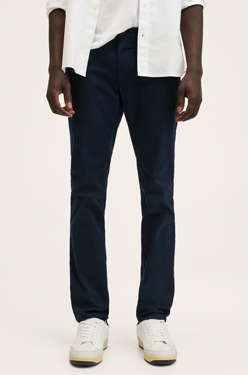 Mango Man pantaloni barbati, culoarea albastru marin, cu fason chinos 2023 ❤️ Pret Super answear imagine noua 2022