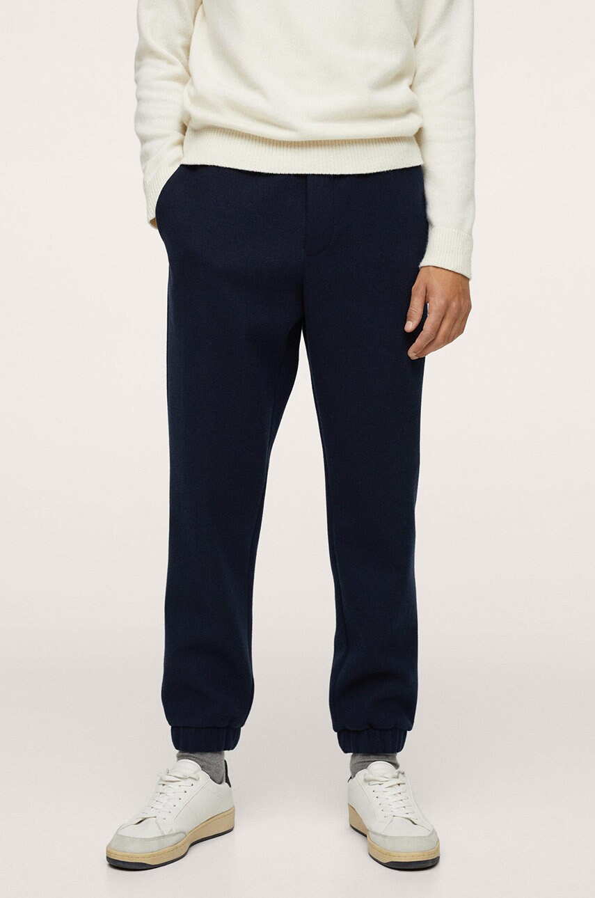 Mango man pantaloni inca bărbați, culoarea albastru marin, jogger