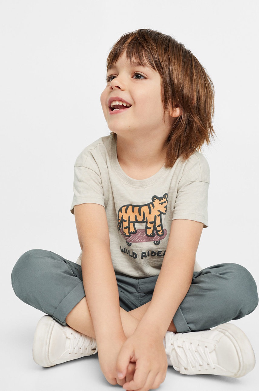 

Детска памучна тениска Mango Kids Wildy в сиво с принт, Сив