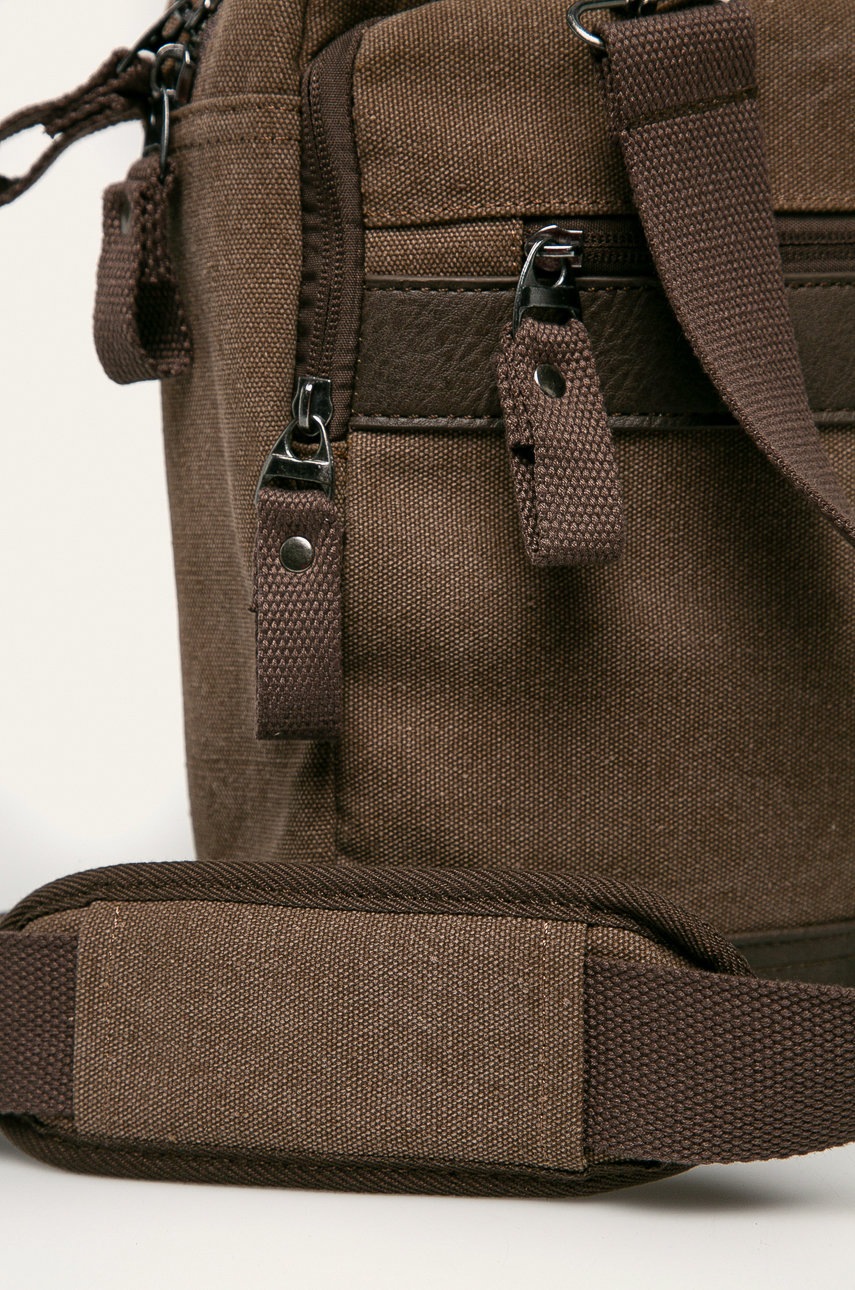 

920931