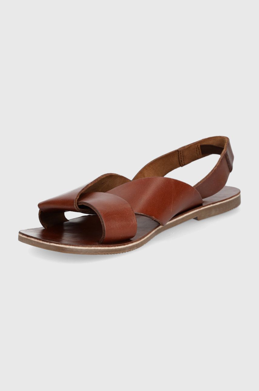 Medicine sandale de piele femei, culoarea maro Answear 2023-09-27