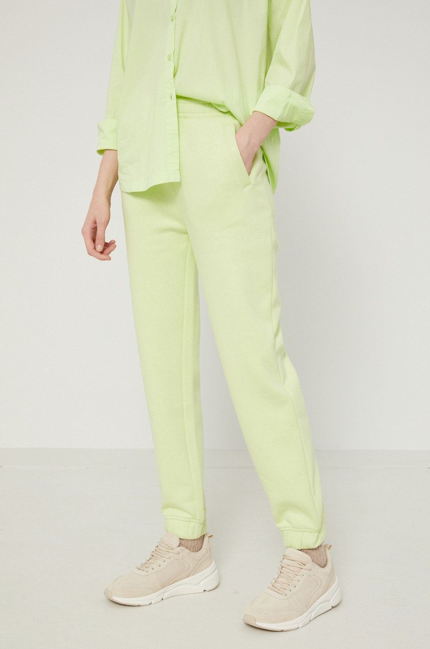 Medicine pantaloni femei, culoarea verde, neted answear.ro