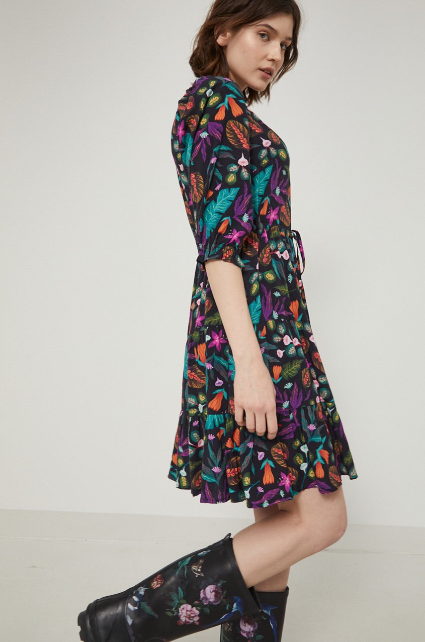 

Рокля Medicine къс модел разкроен модел, Многоцветен