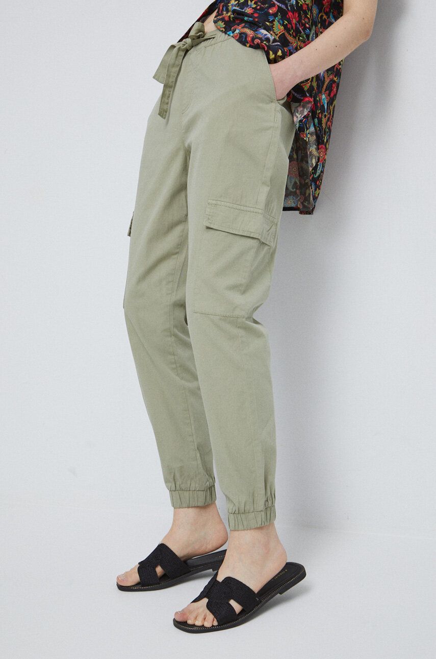 Medicine pantaloni de bumbac femei, culoarea verde, medium waist