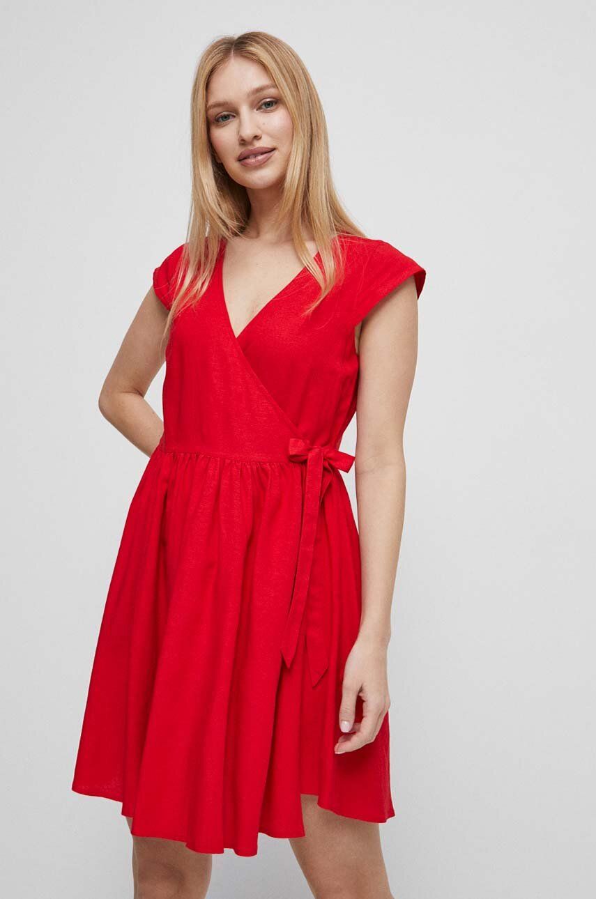Medicine rochie din amestec de in culoarea rosu, mini, evazati
