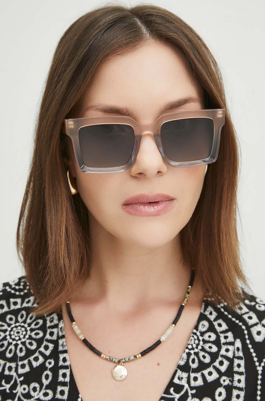 Medicine ochelari de soare femei, culoarea bej Medicine ochelari de soare femei, culoarea bej