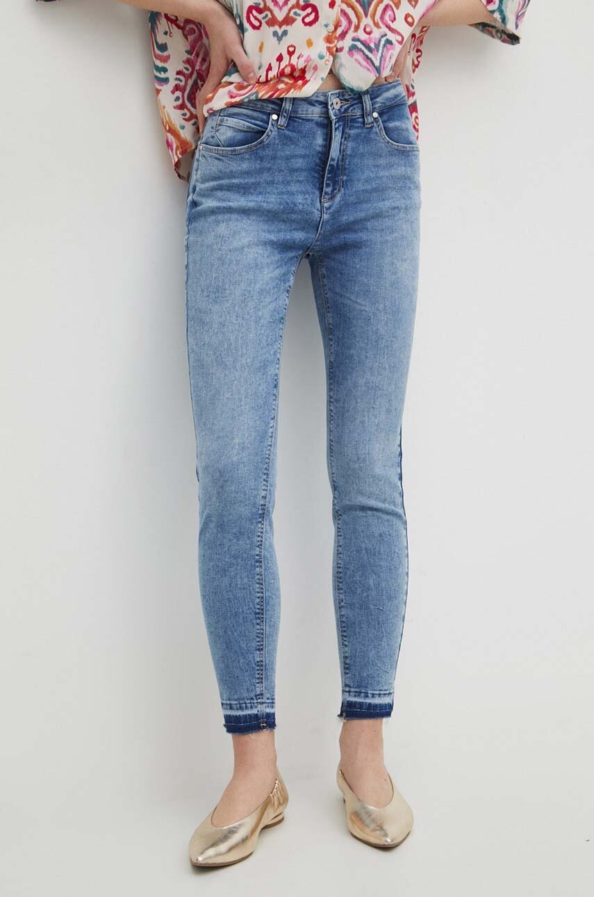 Așteaptă imaginea pentru produs