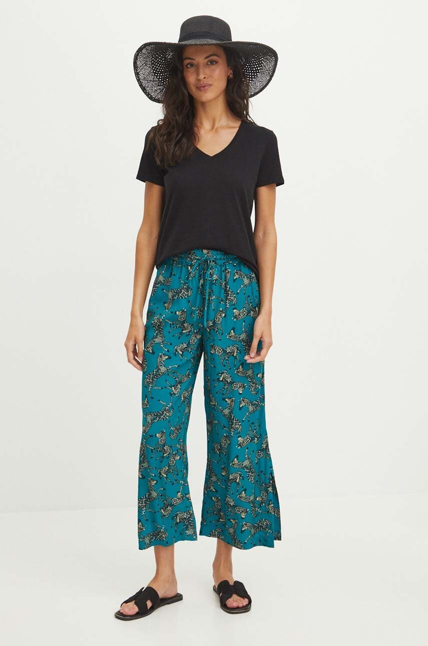 Medicine pantaloni femei, culoarea verde, fason culottes, high waist