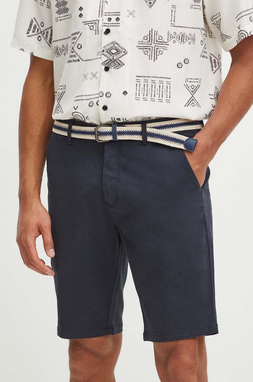 Medicine pantaloni scurți bărbați, culoarea bleumarin Medicine pantaloni scurți bărbați, culoarea bleumarin