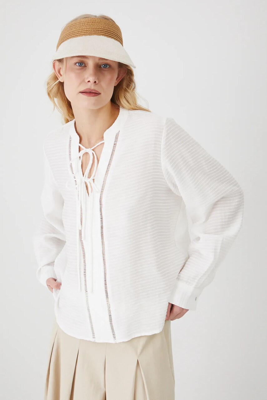 Medicine bluza femei, culoarea alb, neted