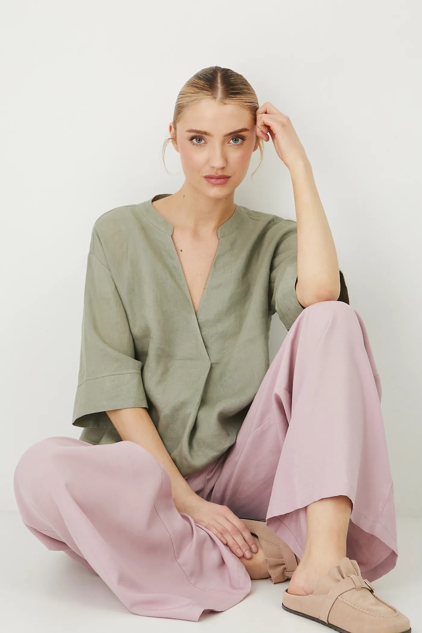 Medicine bluza din in culoarea verde, neted