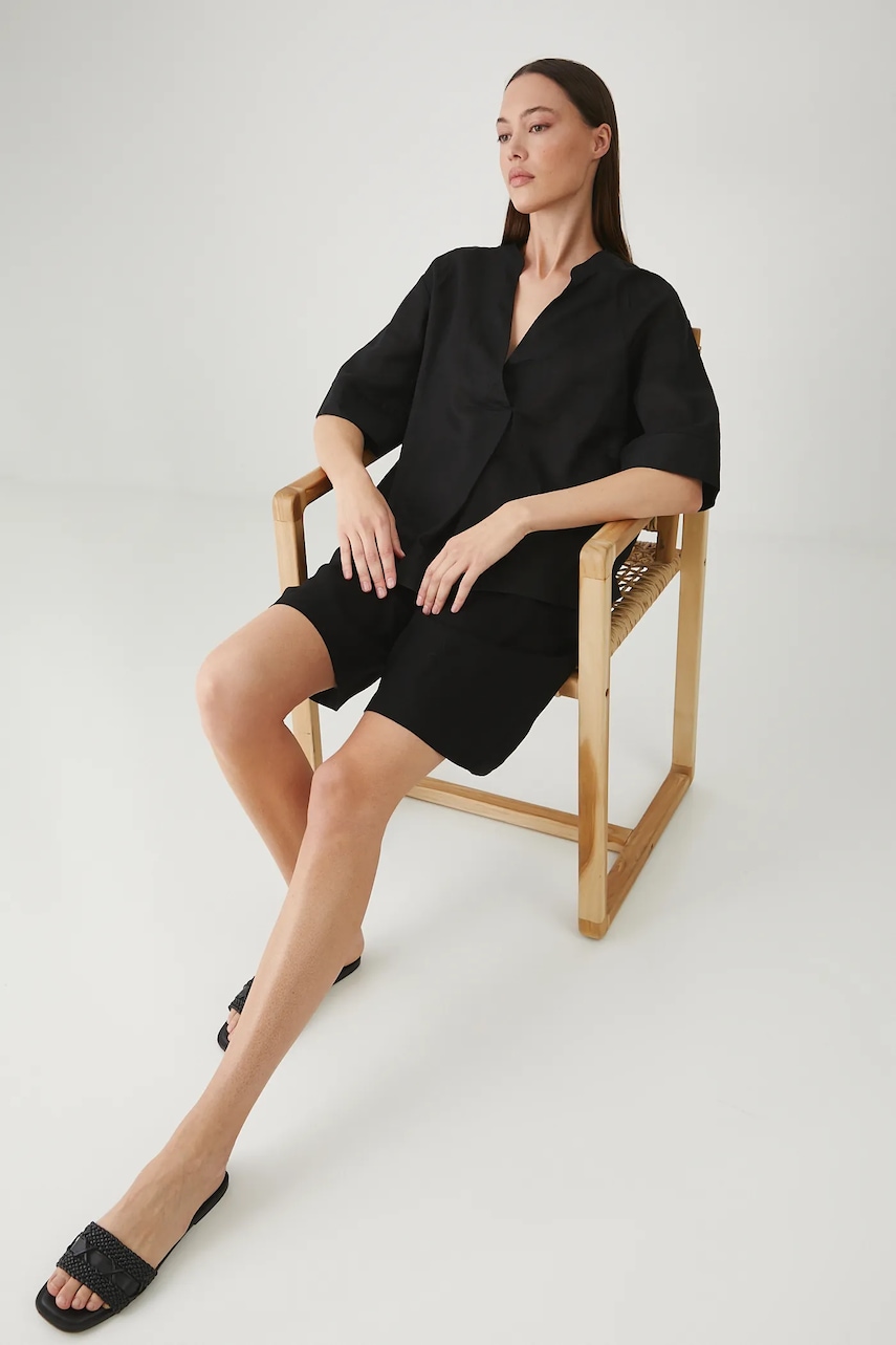 Medicine bluza din in culoarea negru, neted