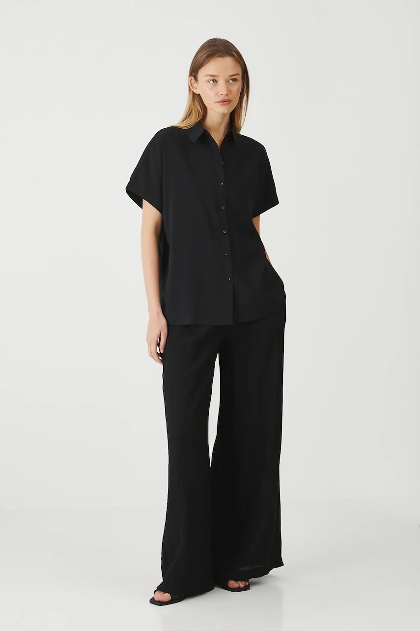 Medicine camasa femei, culoarea negru, cu guler clasic, relaxed