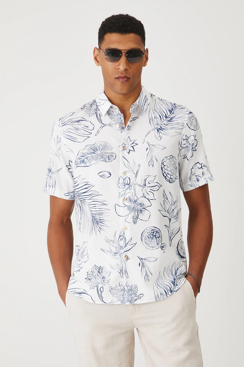 Рубашка с примесью льна Medicine цвет белый regular классический воротник