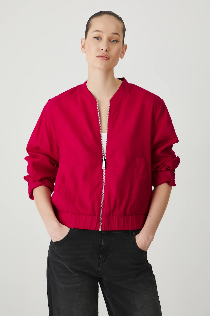 Medicine geacă de in culoarea rosu, de tranzitie, oversize Medicine geacă de in culoarea rosu, de tranzitie, oversize