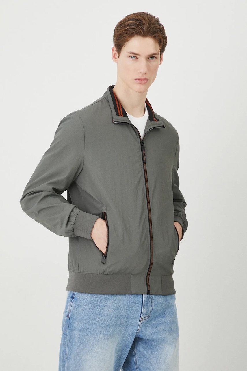 Medicine geaca barbati, culoarea gri, de tranzitie