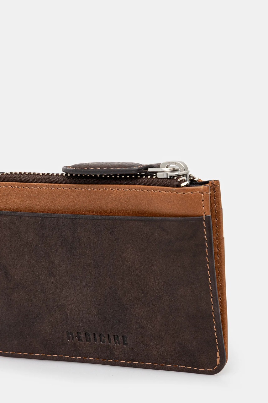Кожаный чехол на карты Medicine цвет коричневый