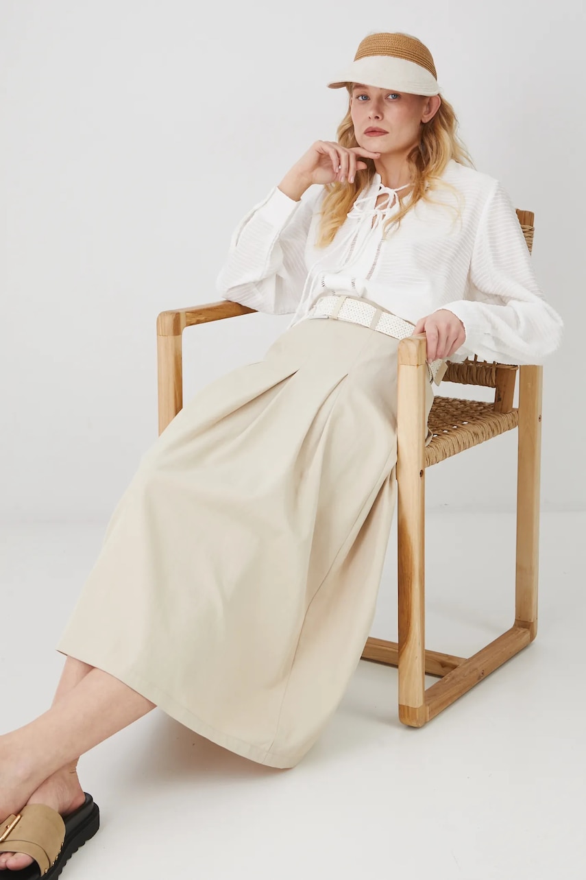 Medicine fusta culoarea bej, maxi, evazati