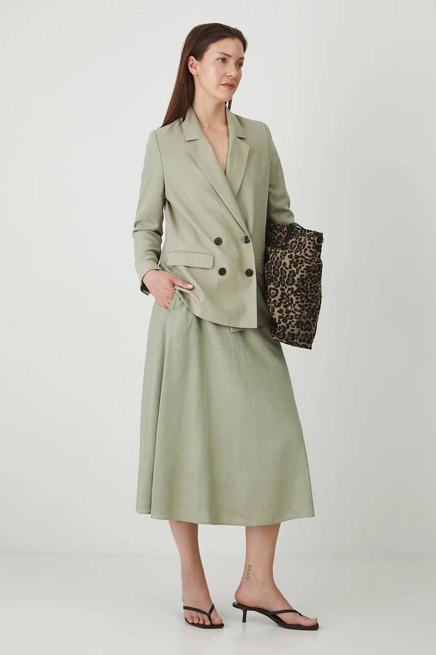 Medicine fusta din in culoarea verde, midi, evazati