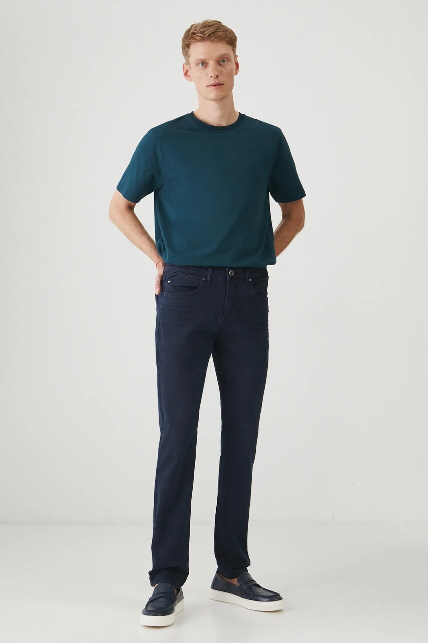 Medicine jeansi culoarea albastru marin