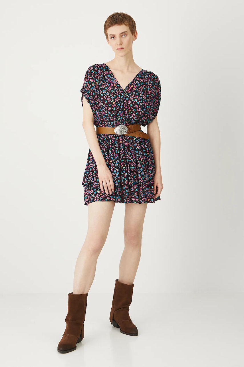 Medicine salopeta culoarea negru, cu decolteu in v