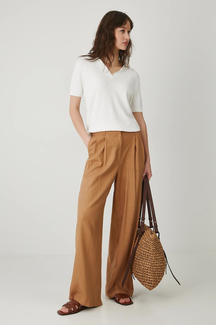 Medicine pantaloni din amestec de in femei, culoarea maro, lat, medium waist Medicine pantaloni din amestec de in femei, culoarea maro, lat, medium waist