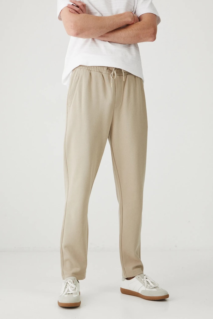 Medicine pantaloni de trening barbati, culoarea bej, neted Medicine pantaloni de trening barbati, culoarea bej, neted