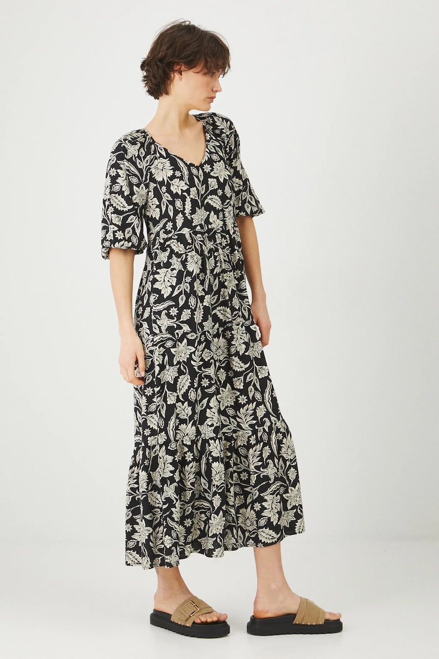 Платье Medicine цвет чёрный maxi oversize Платье Medicine цвет чёрный maxi oversize