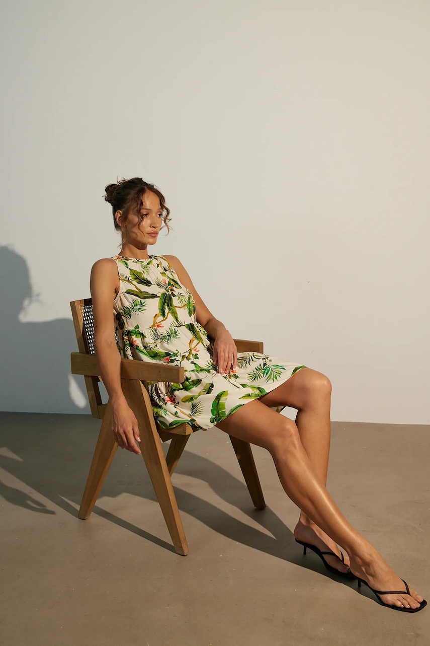 Medicine rochie culoarea bej, mini, oversize