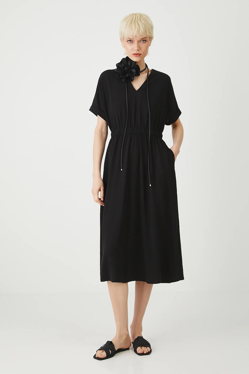 Medicine rochie din amestec de in culoarea negru, midi, mulata Medicine rochie din amestec de in culoarea negru, midi, mulata