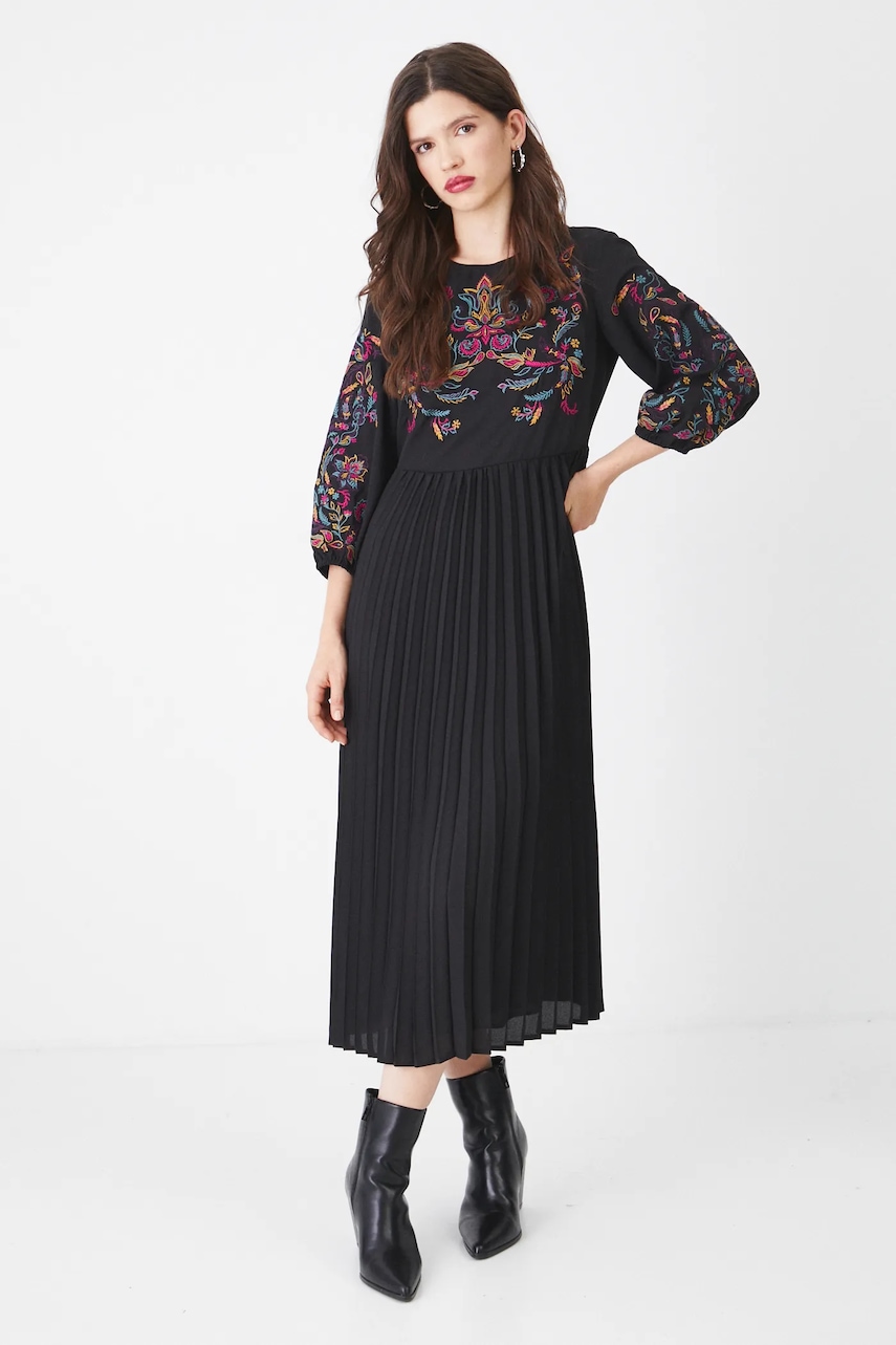 Medicine rochie culoarea negru, midi, evazată