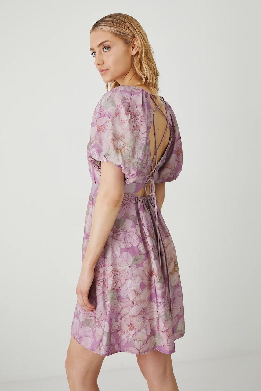 Medicine rochie culoarea roz, mini, evazată