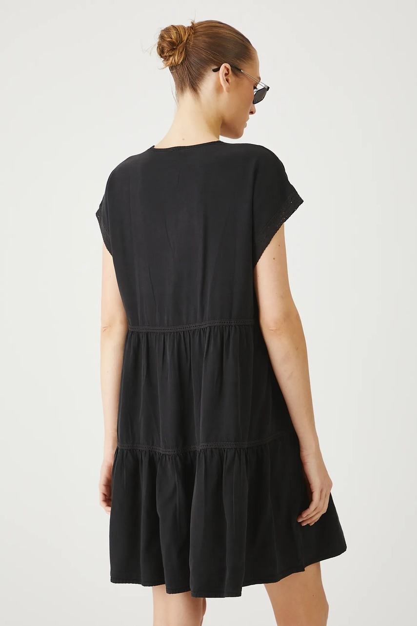 Платье Medicine цвет чёрный mini oversize