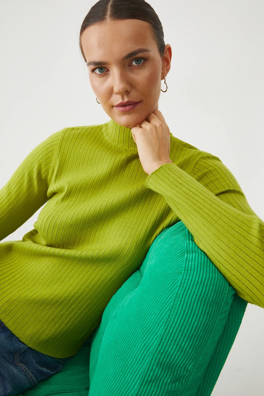 Medicine pulover femei, culoarea verde, light, cu turtleneck Medicine pulover femei, culoarea verde, light, cu turtleneck