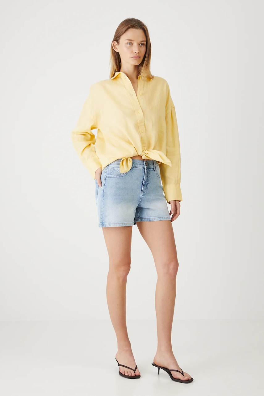 Medicine pantaloni scurti neted, medium waist