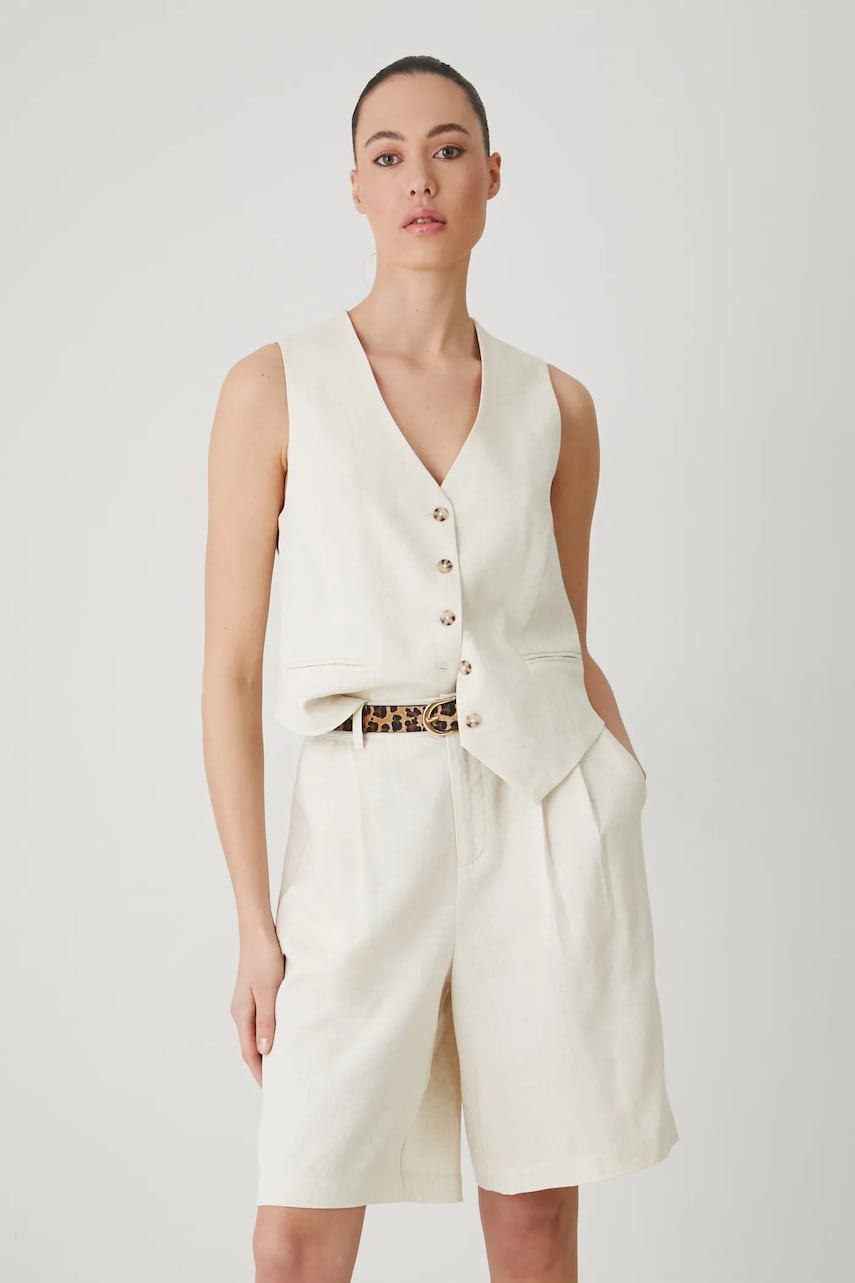 Medicine pantaloni scurți din amestec de in femei, culoarea bej, neted, high waist Medicine pantaloni scurți din amestec de in femei, culoarea bej, neted, high waist