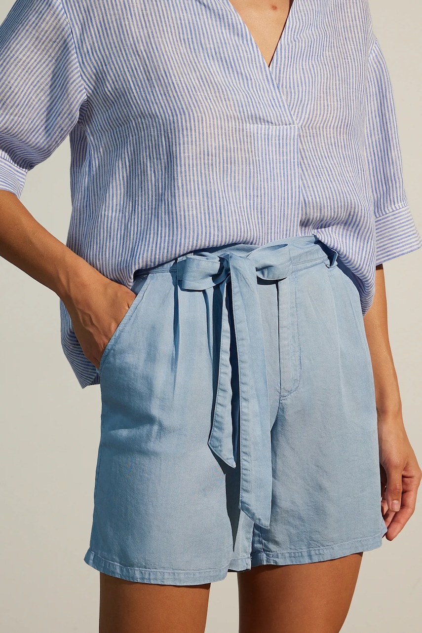 Medicine pantaloni scurti femei, neted, high waist Medicine pantaloni scurti femei, neted, high waist