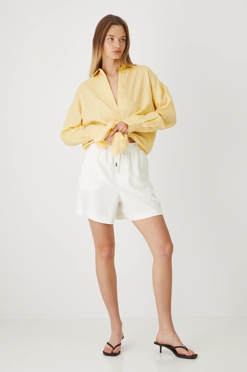 Levně Šortky s příměsí lnu Medicine dámské, béžová barva, medium waist