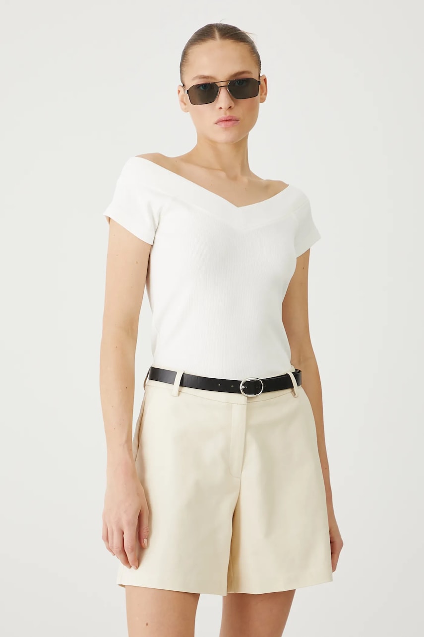 Levně Kraťasy Medicine dámské, béžová barva, medium waist