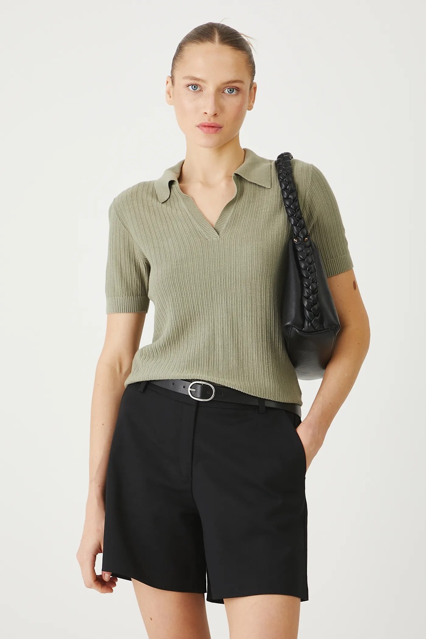 Шорты Medicine цвет чёрный однотонная средняя посадка