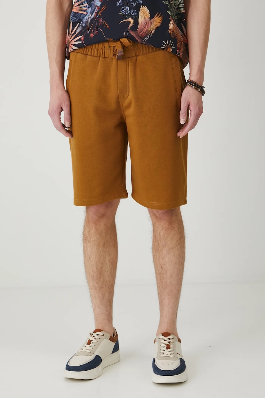 Medicine pantaloni scurti barbati, culoarea maro