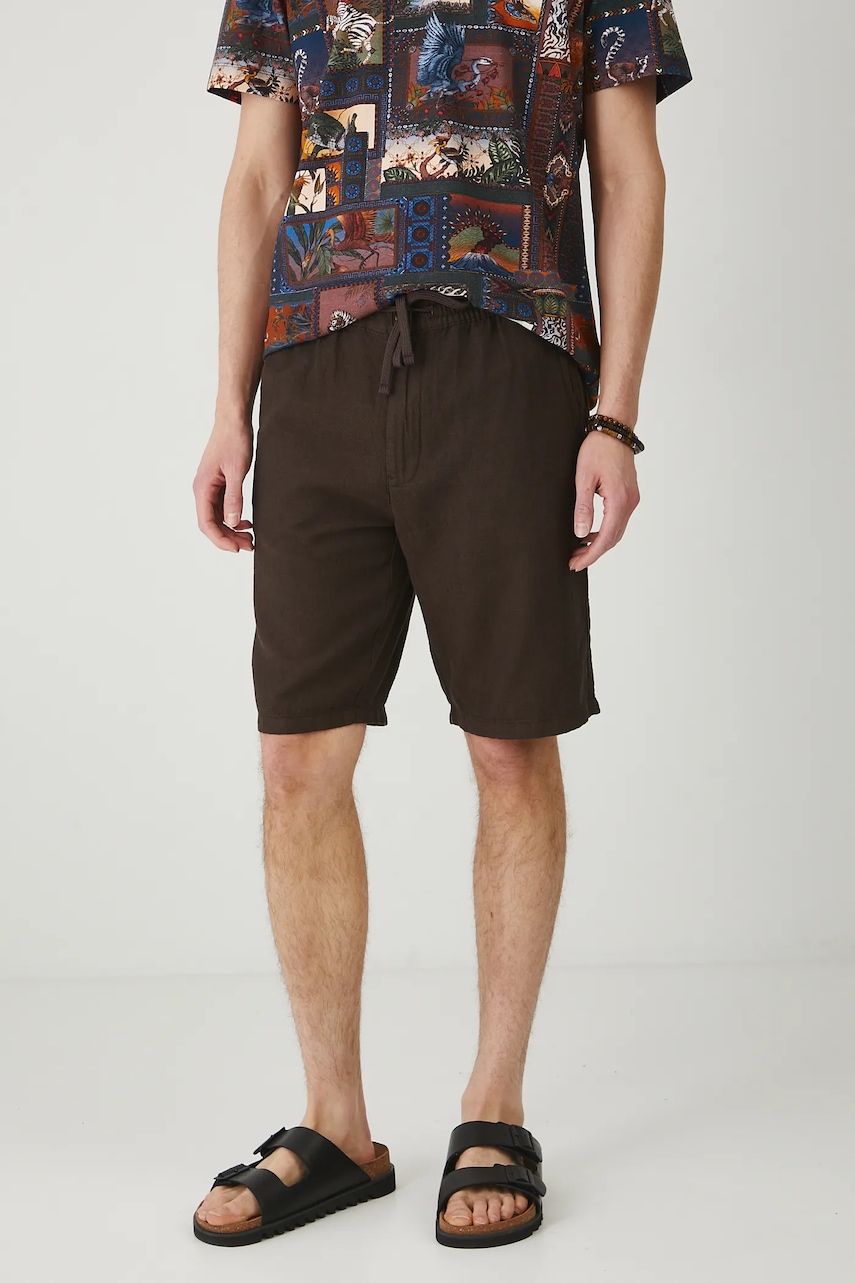 Medicine pantaloni scurți din amestec de in barbati, culoarea maro, melanj Medicine pantaloni scurți din amestec de in barbati, culoarea maro, melanj