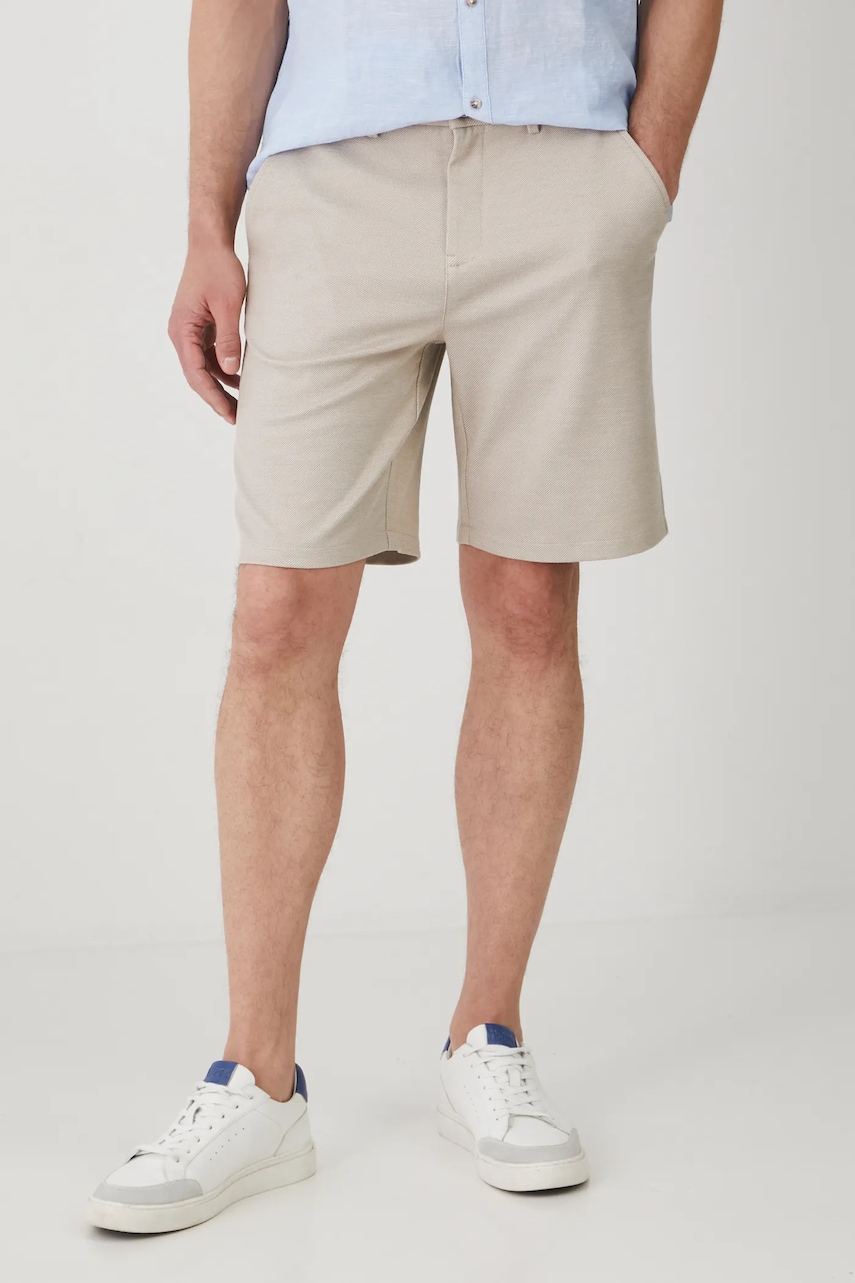 Medicine pantaloni scurti barbati, culoarea bej, melanj Medicine pantaloni scurti barbati, culoarea bej, melanj