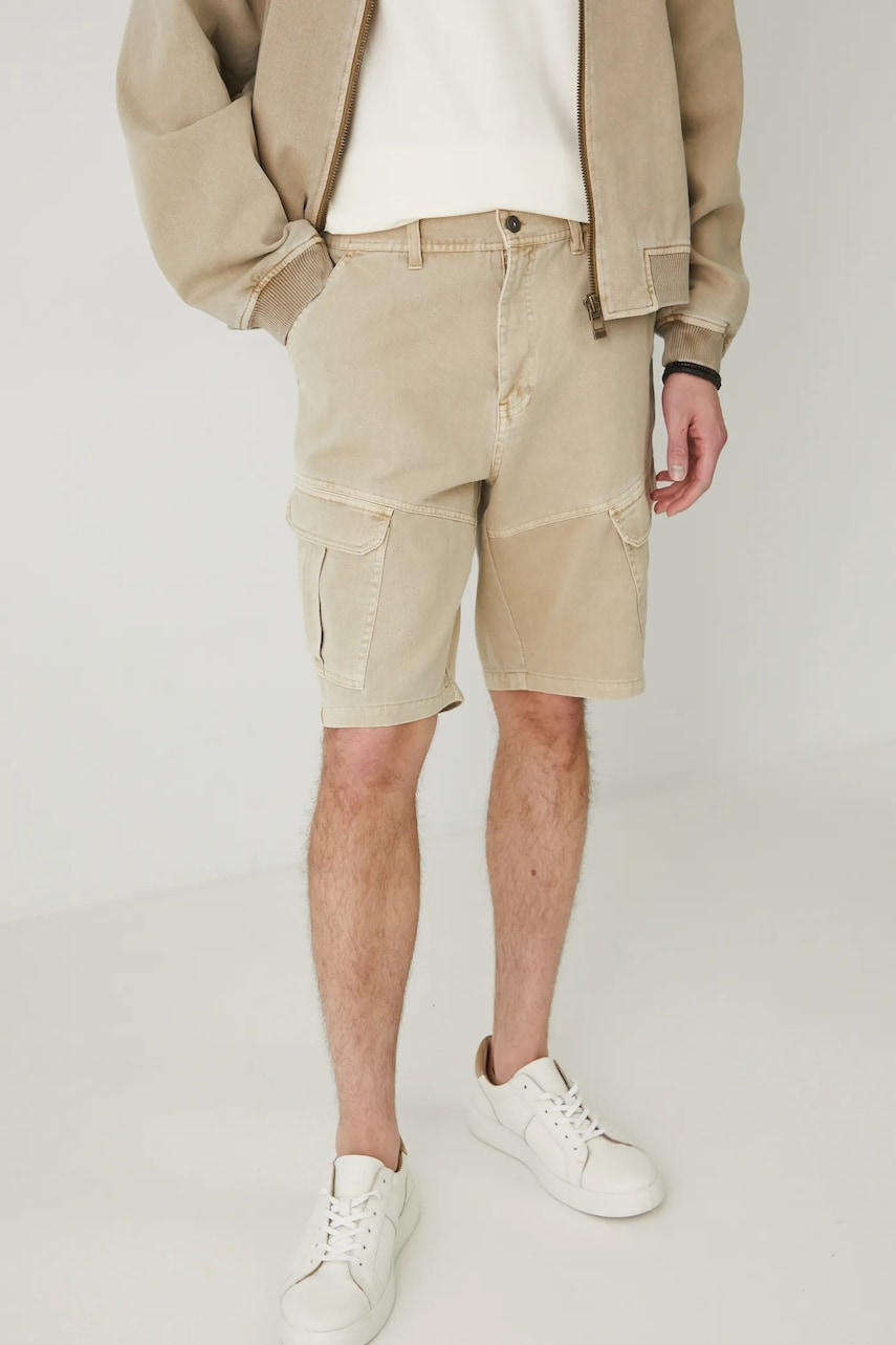 Medicine pantaloni scurti din bumbac barbati, culoarea bej Medicine pantaloni scurti din bumbac barbati, culoarea bej