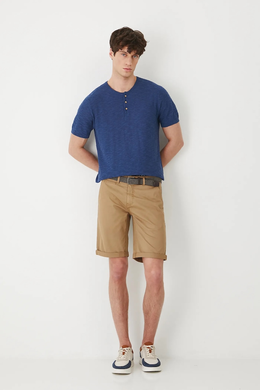 Medicine pantaloni scurti culoarea bej