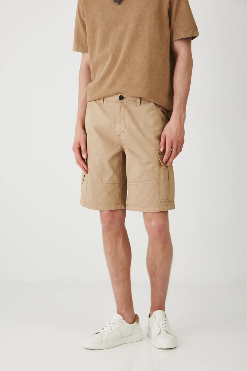 Хлопковые шорты Medicine цвет бежевый