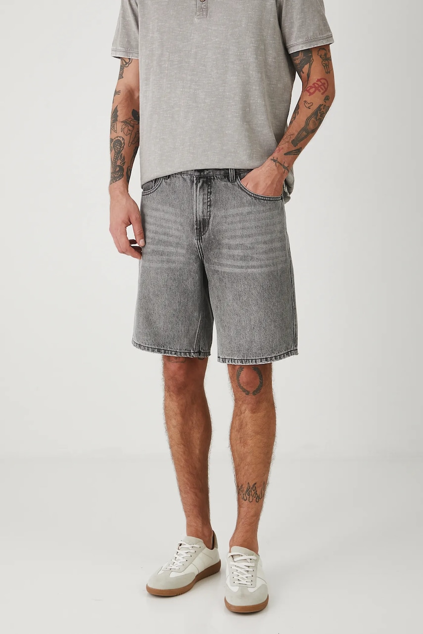 Medicine pantaloni scurti jeans barbati, culoarea gri