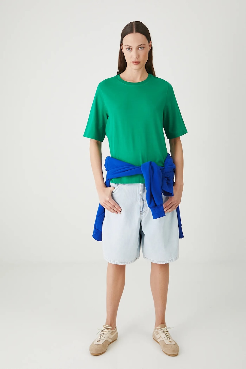 Medicine tricou culoarea verde