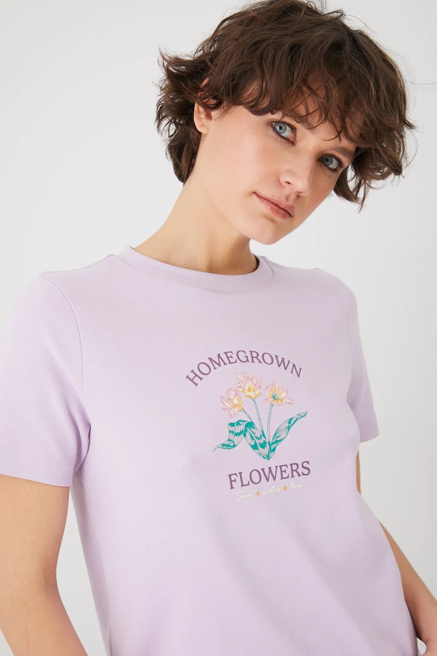 Medicine tricou culoarea violet