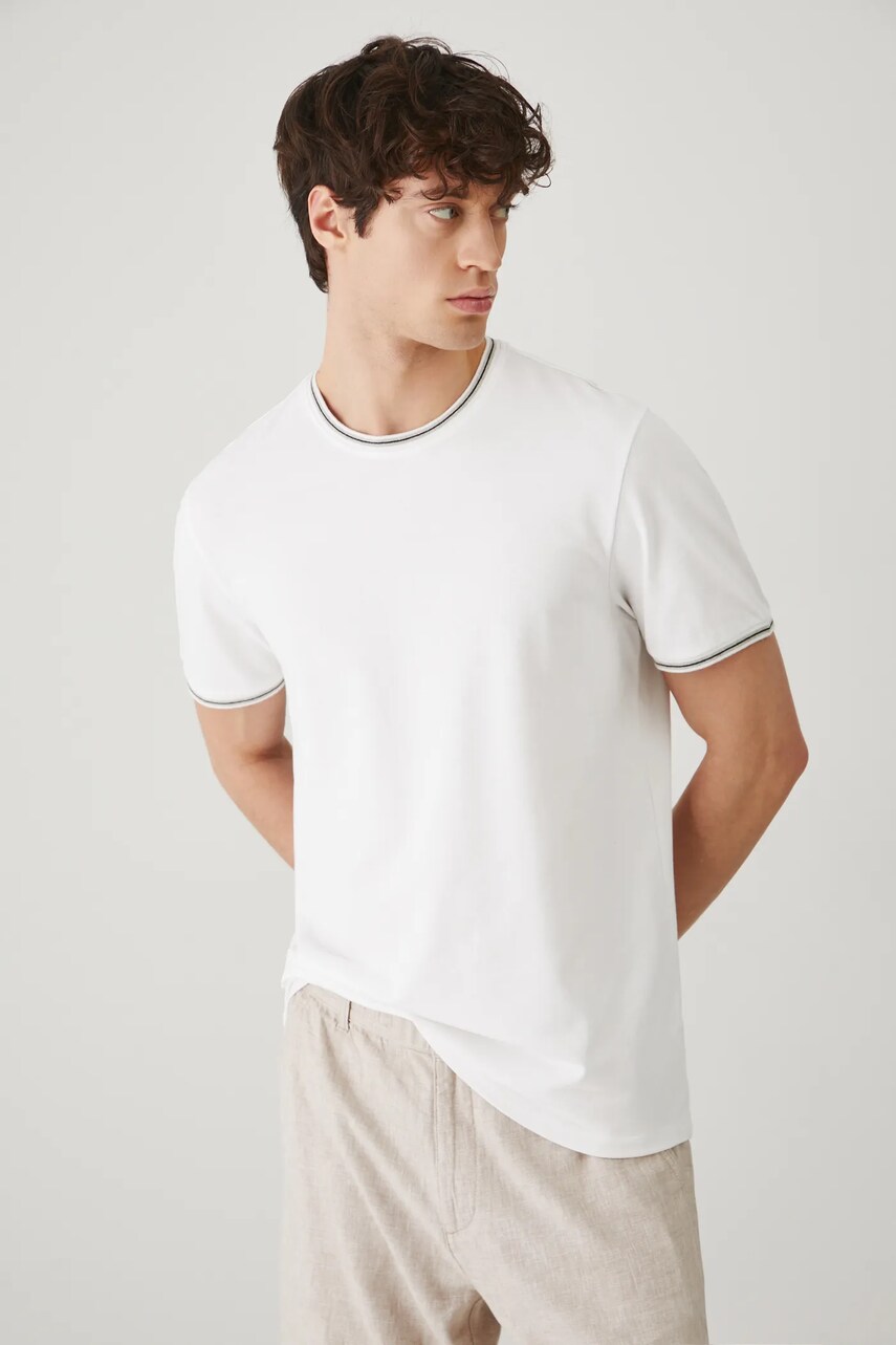 Medicine tricou barbati, culoarea alb, neted